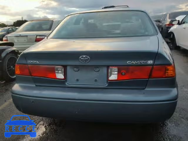 2001 TOYOTA CAMRY 4T1BG22K01U824813 image 9