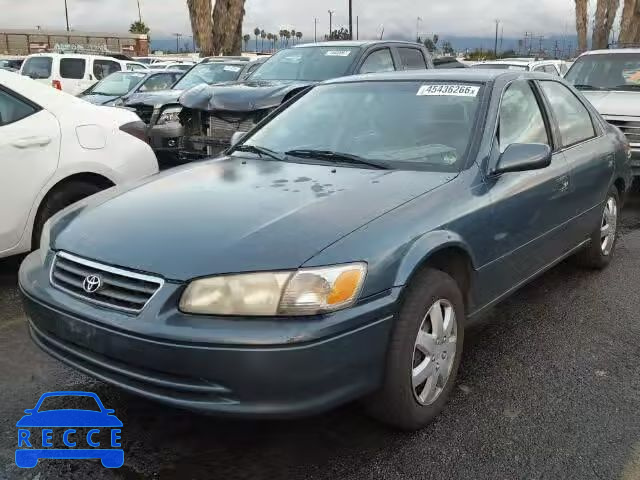 2001 TOYOTA CAMRY 4T1BG22K01U824813 image 1