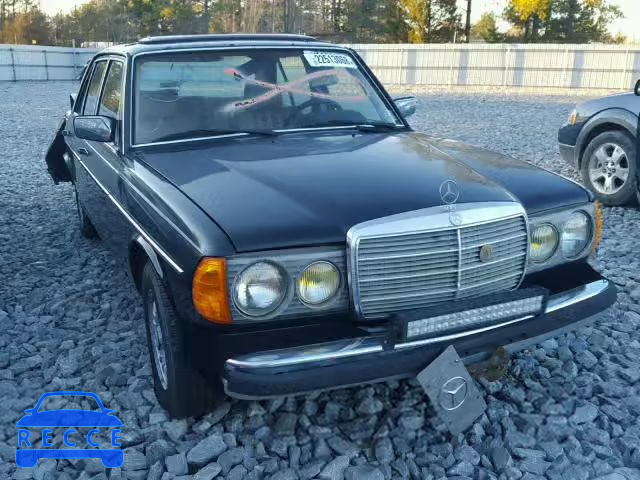 1983 MERCEDES-BENZ 300 DT WDBAB33A4DB035976 Bild 0