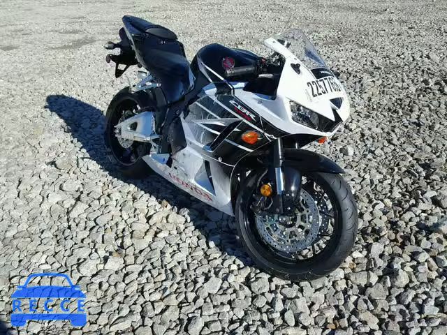 2016 HONDA CBR600 RR JH2PC40J4GK201055 image 0