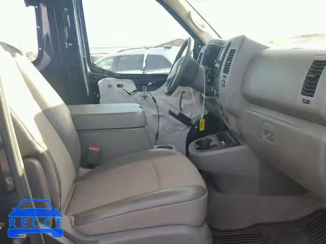 2017 NISSAN NV 3500 5BZBF0AAXHN850893 Bild 4