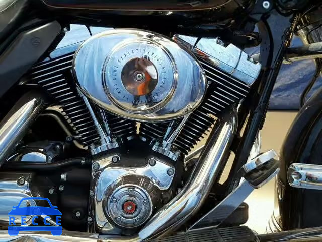 2002 HARLEY-DAVIDSON FLHTCI 1HD1FFW142Y624750 Bild 6