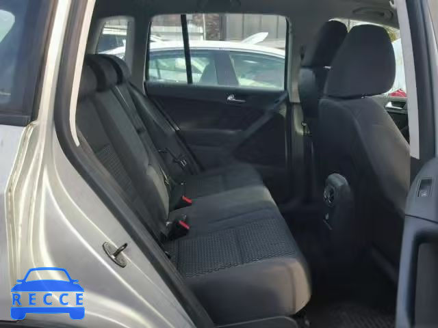 2010 VOLKSWAGEN TIGUAN SE WVGBV7AX6AW526612 image 5