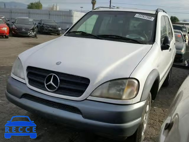 1998 MERCEDES-BENZ ML 320 4JGAB54E4WA029565 image 1