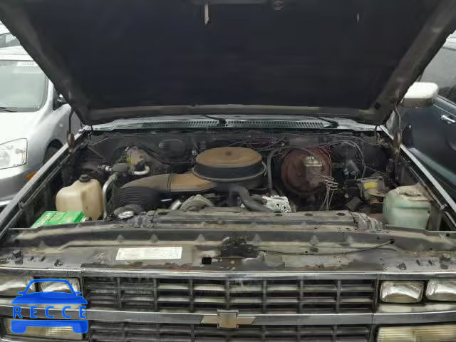 1989 CHEVROLET SUBURBAN R 1GNGR26NXKF110094 Bild 6