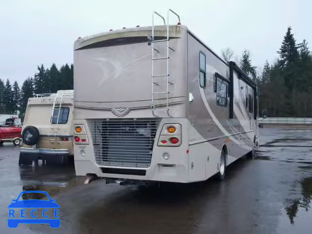 2009 FREIGHTLINER CHASSIS XC 4UZACWBS49CAF3190 Bild 3