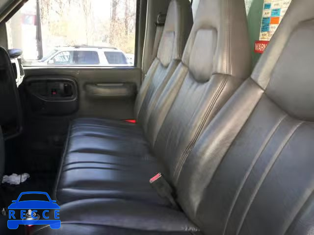 2004 GMC C7500 C7C0 1GDJ7C1C24F901086 image 7