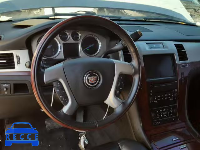 2010 CADILLAC ESCALADE P 1GYUKCEF5AR220638 image 8