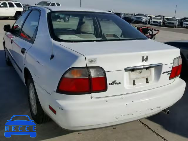 1996 HONDA ACCORD DX 1HGCD5626TA063353 Bild 2