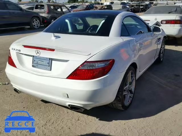 2014 MERCEDES-BENZ SLK 250 WDDPK4HA7EF077505 image 3