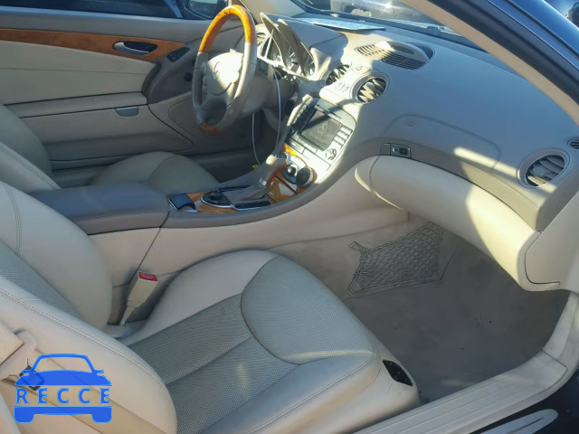 2005 MERCEDES-BENZ SL 500 WDBSK75F35F107104 image 4