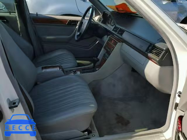 1993 MERCEDES-BENZ 300 E 2.8 WDBEA28E4PC001707 image 4