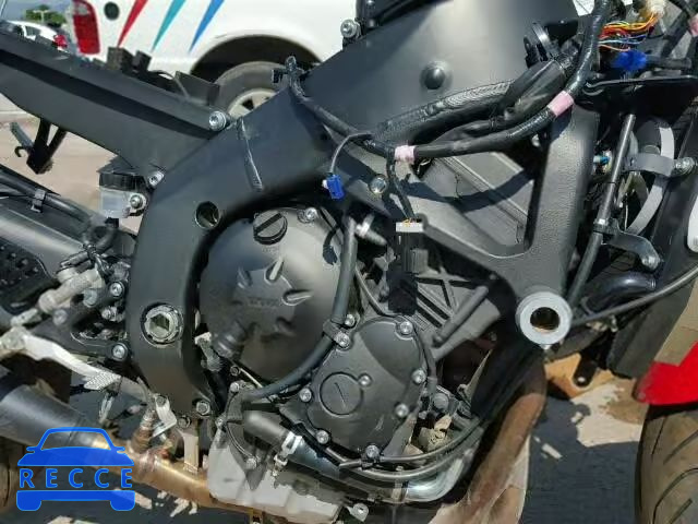 2013 YAMAHA YZFR6 JYARJ16E3DA027833 зображення 6