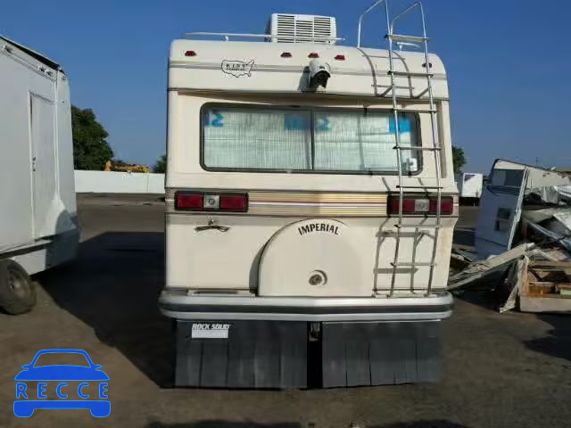 1984 CHEVROLET P30 1GBKP37W9E3300985 image 9