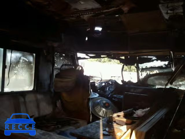 1984 CHEVROLET P30 1GBKP37W9E3300985 image 4