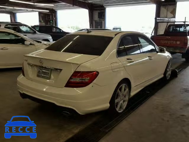 2013 MERCEDES-BENZ C 350 WDDGF5HB6DG123868 image 3