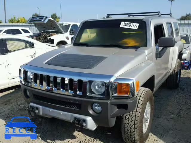 2009 HUMMER H3 5GTEN13E298134679 Bild 1