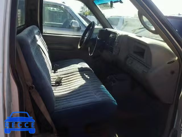 1998 CHEVROLET C2500 1GBGC24R9WZ207733 image 4