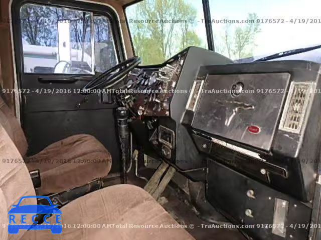 1992 PETERBILT CONVENTION 1XP5DB9X5ND313033 зображення 4