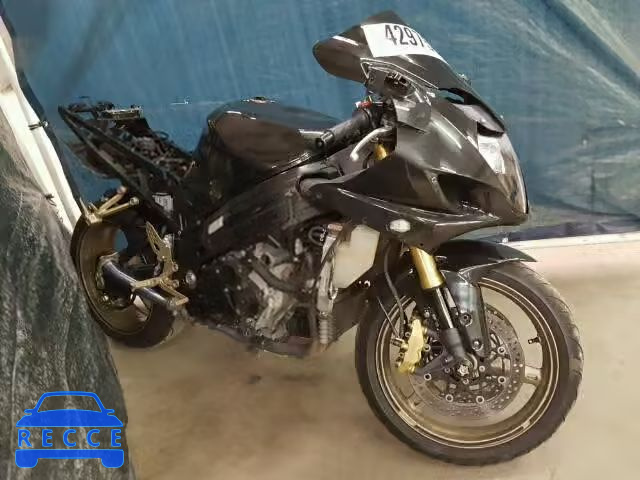 2004 SUZUKI GSX-R1000 JS1GT75A142103898 image 0