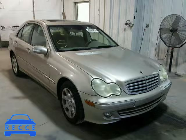 2005 MERCEDES-BENZ C 240 WDBRF61J55A727053 Bild 0
