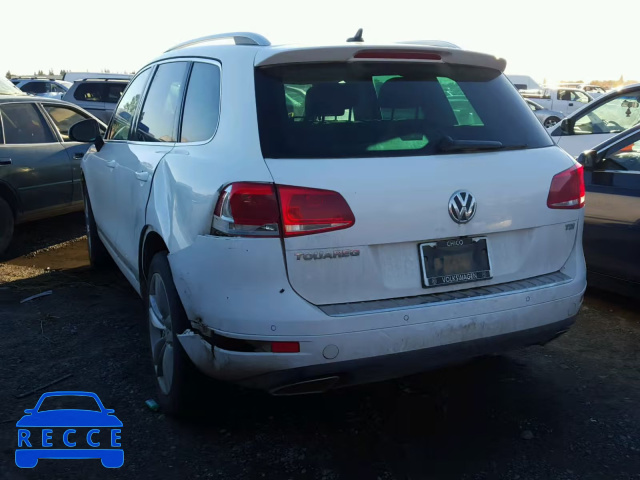 2013 VOLKSWAGEN TOUAREG V6 WVGEP9BP4DD011268 Bild 2