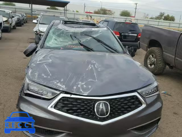 2018 ACURA TLX 19UUB1F33JA001711 image 8