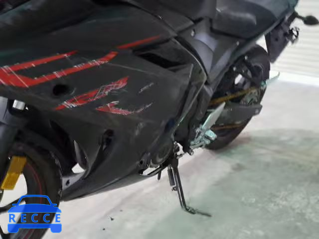 2017 YAMAHA YZFR3 MH3RH06Y3HK016448 image 8