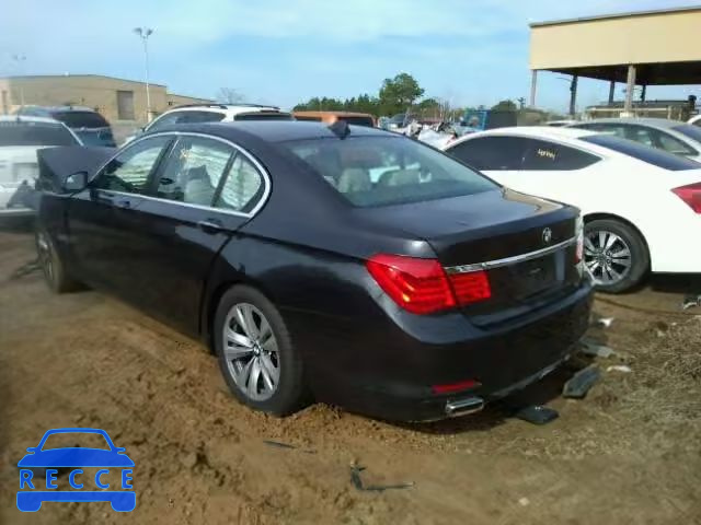 2011 BMW 740 I WBAKA4C51BC612811 Bild 2