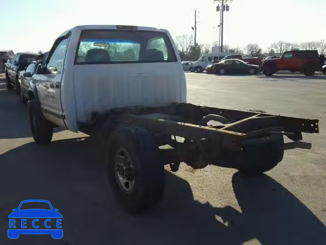 1999 GMC SIERRA K25 1GTGK24R3XR708231 Bild 2