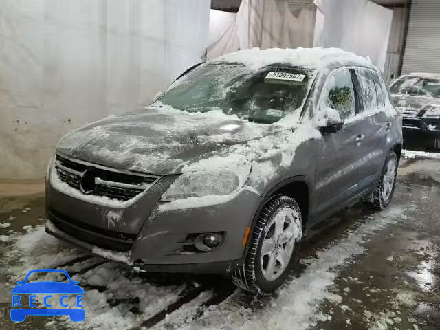 2010 VOLKSWAGEN TIGUAN SE WVGBV7AX8AW513621 зображення 1