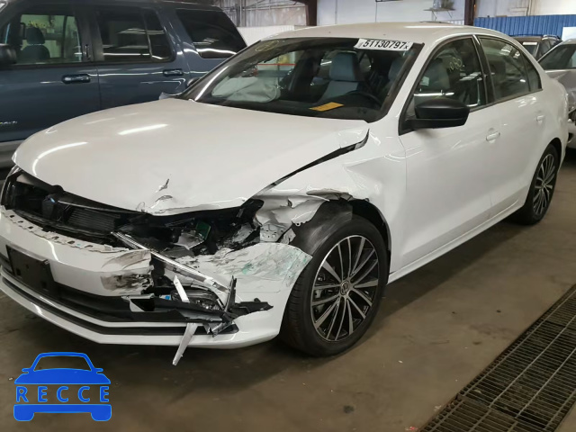 2017 VOLKSWAGEN JETTA SPOR 3VWD17AJ2HM390040 Bild 1