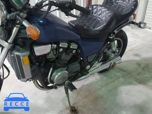 1982 HONDA VF750 C JH2RC0719CM016070 image 8