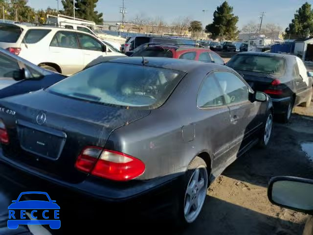 2002 MERCEDES-BENZ CLK 430 WDBLJ70G52T106220 зображення 3