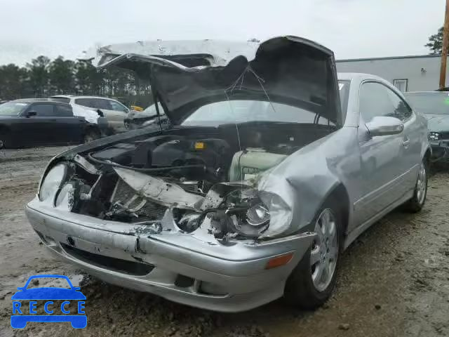 2000 MERCEDES-BENZ CLK 320 WDBLJ65G2YF141386 Bild 1