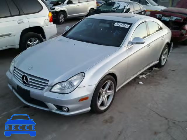 2008 MERCEDES-BENZ CLS 550 WDDDJ72X68A117885 Bild 1