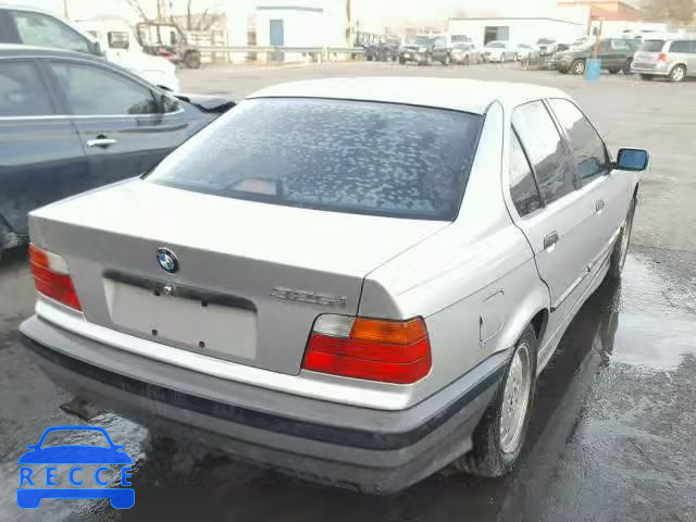 1992 BMW 325 I AUTO WBACB4317NFF84758 image 3