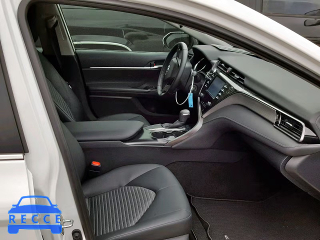 2019 TOYOTA CAMRY L 4T1B11HK9KU679095 image 4