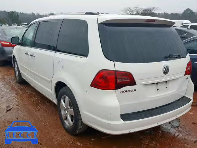 2011 VOLKSWAGEN ROUTAN SEL 2V4RW6DG5BR670755 image 2