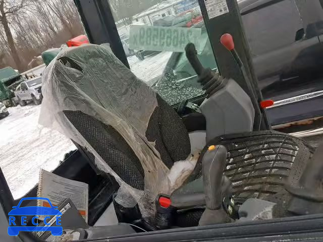 2017 BOBCAT EXCAVATOR B2VV12445 image 5