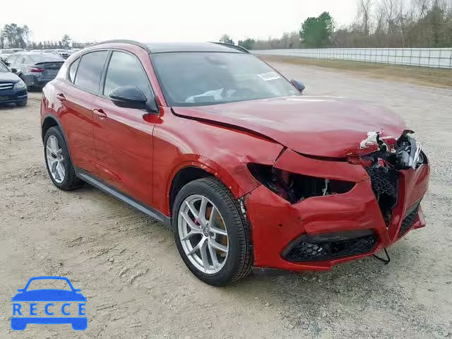 2018 ALFA ROMEO STELVIO TI ZASFAKNN0J7B70141 Bild 0