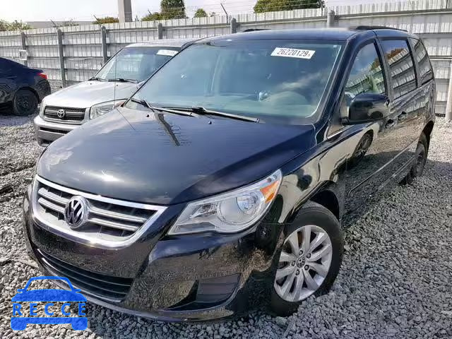 2014 VOLKSWAGEN ROUTAN SE 2C4RVABG2ER135356 зображення 1