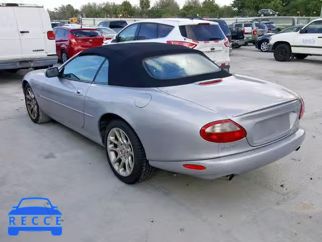 2000 JAGUAR XKR SAJJA42B3YPA10584 image 2