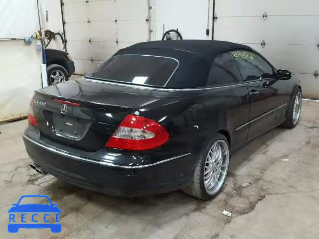 2009 MERCEDES-BENZ CLK 550 WDBTK72F89T102335 зображення 3