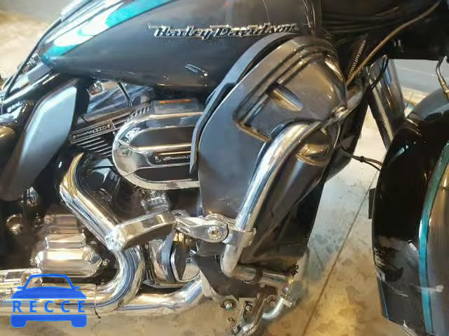 2015 HARLEY-DAVIDSON FLHTKSE CV 1HD1TEN17FB953665 Bild 9