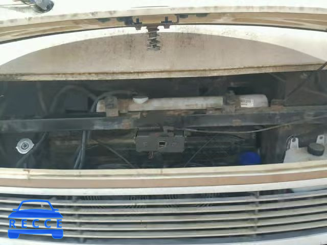 1989 CHEVROLET WINNEBAGO 1GBKP37W9K3302750 image 6