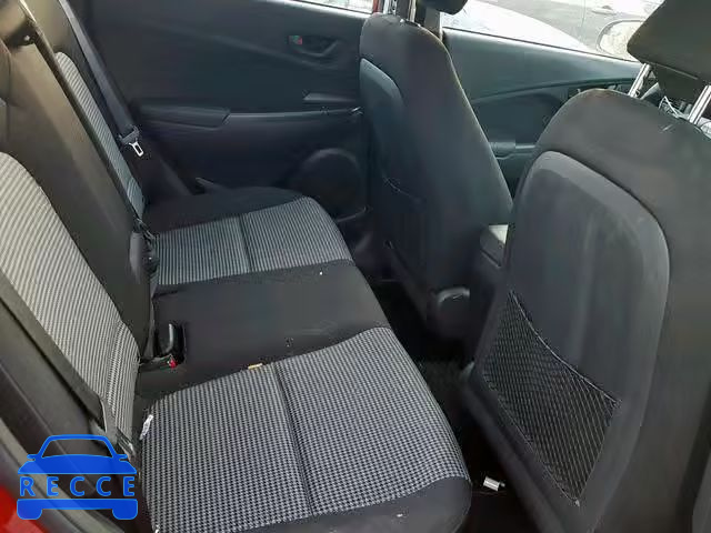 2018 HYUNDAI KONA SE KM8K1CAA6JU078125 Bild 5