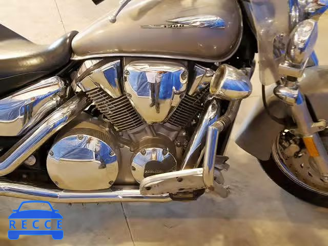 2004 HONDA VT1300 S 1HFSC52084A104221 image 6