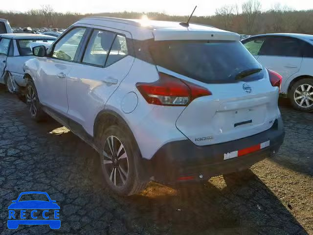 2018 NISSAN KICKS S 3N1CP5CU8JL523052 Bild 2