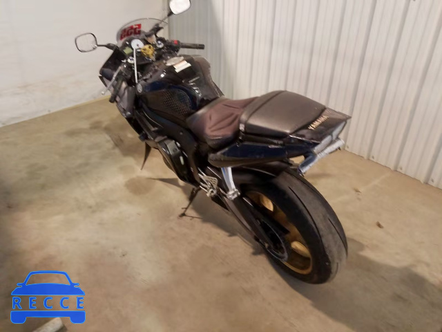 2009 YAMAHA YZFR6 S JYARJ06E79A041431 image 2